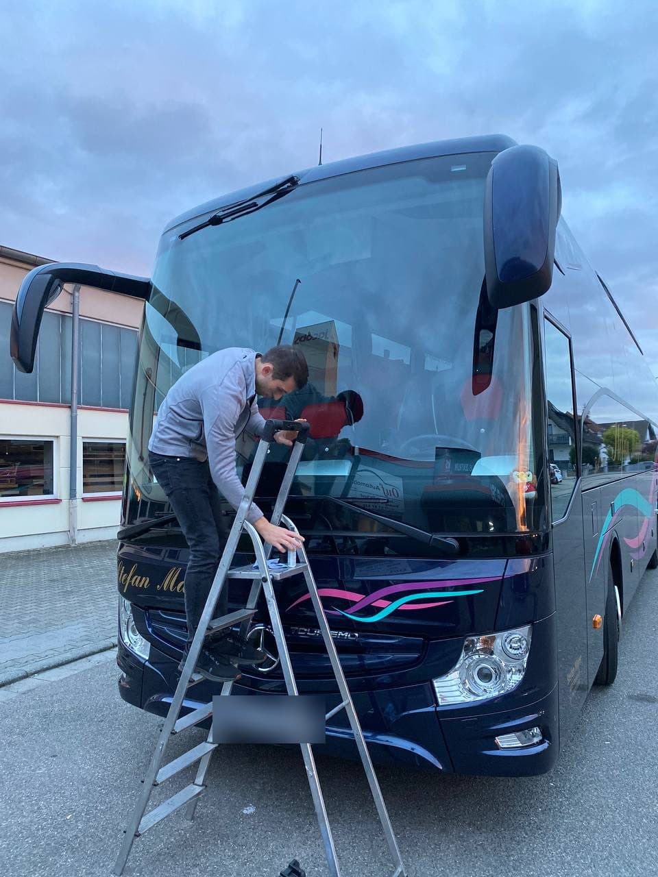 Mobiler Autoglas-Service für Transporter und Flotten in Freiburg und Umgebung