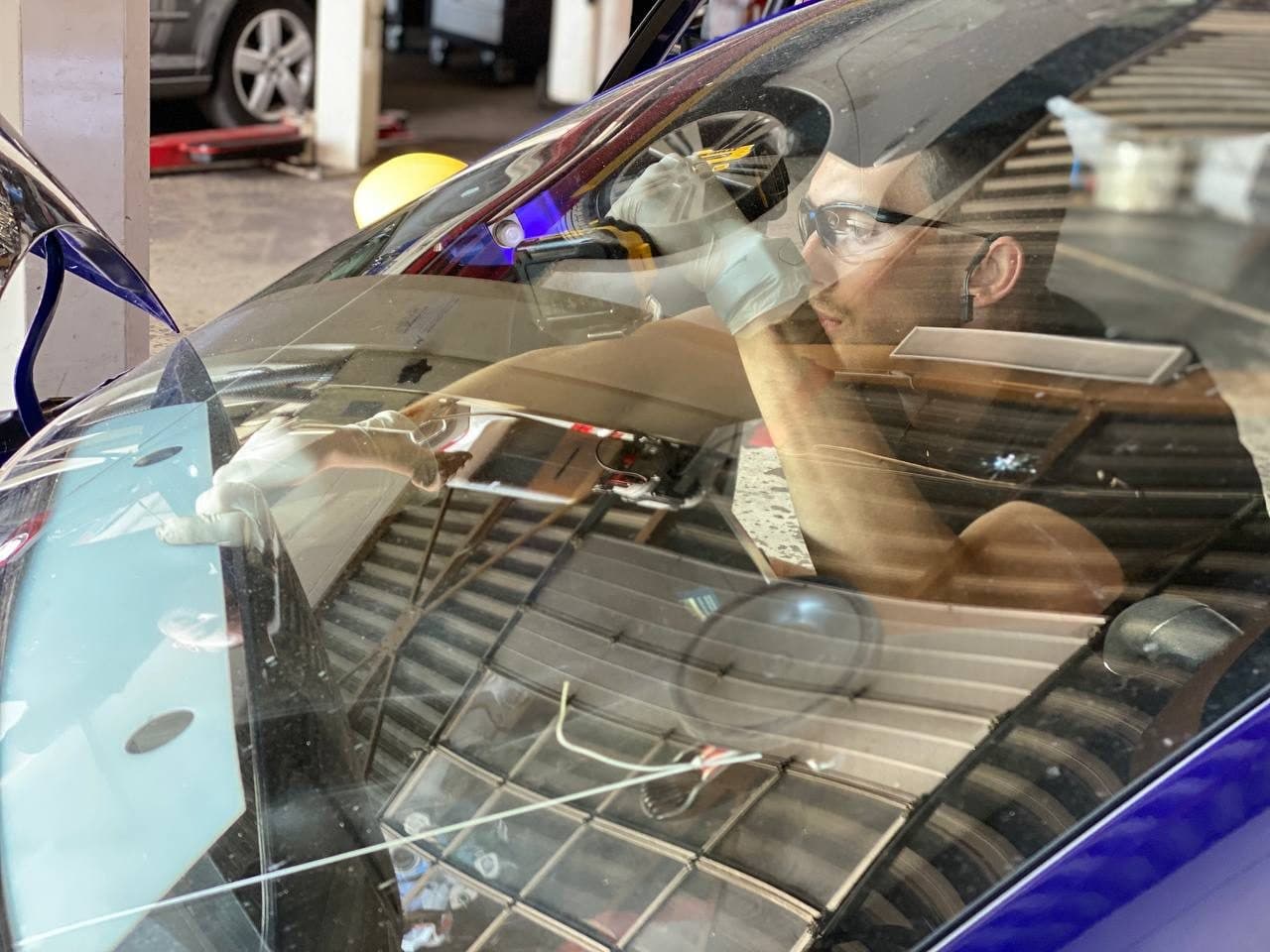 Mobiler Autoglas-Service in Freiburg – Scheibenreparatur direkt beim Kunden